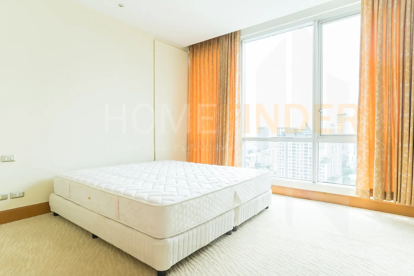 picture Sky Villas Condominium 3 bedrooms, for rent - 4/18