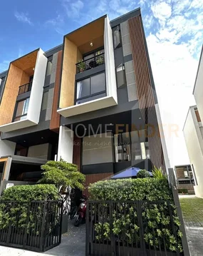 House in Pattanakarn 32 3 bedrooms, for rent