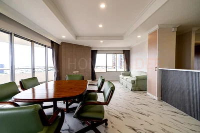 คอนโดให้เช่า : Bangkok River Marina 3 bedrooms, for rent