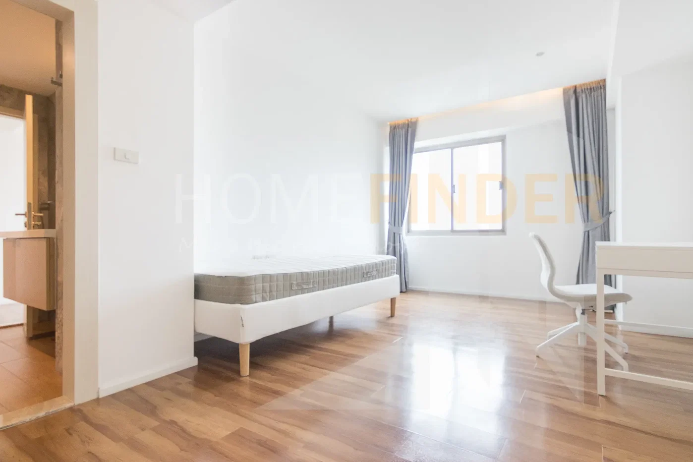 รูป Royal Castle 2 bedrooms, for rent - รูปที่ 5/14