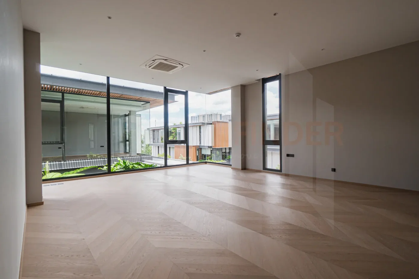 รูป SONLE Residences 6 bedrooms, for sale - รูปที่ 8/11