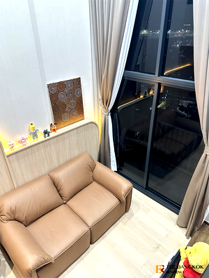 Condos for sale : ONYX Phaholyothin Condo in Central City at an Affordable Price near BTS Saphan Khwai