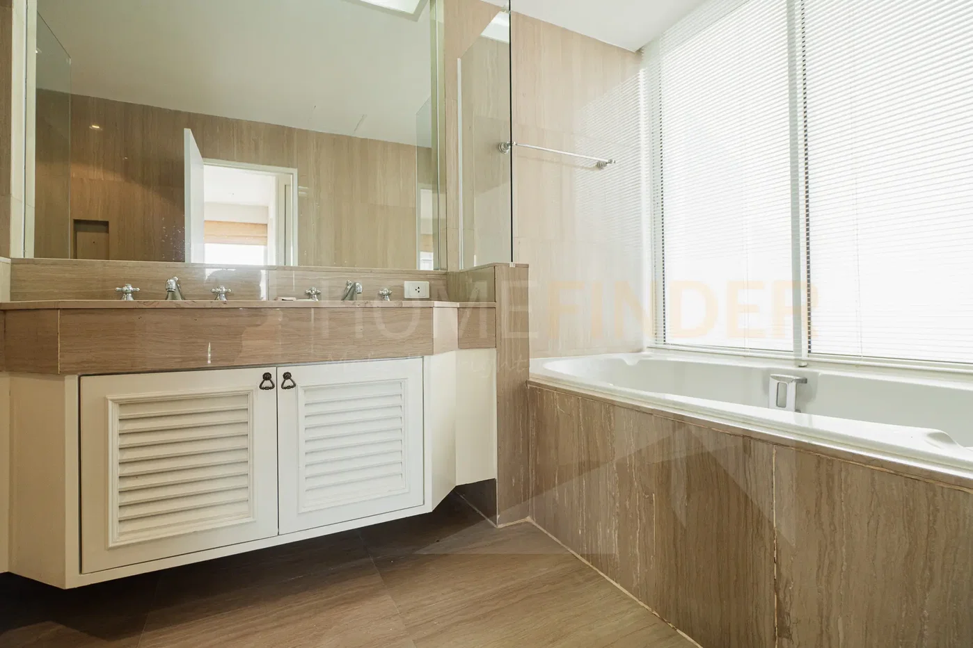 picture Langsuan Ville 2 bedrooms, for rent - 8/10