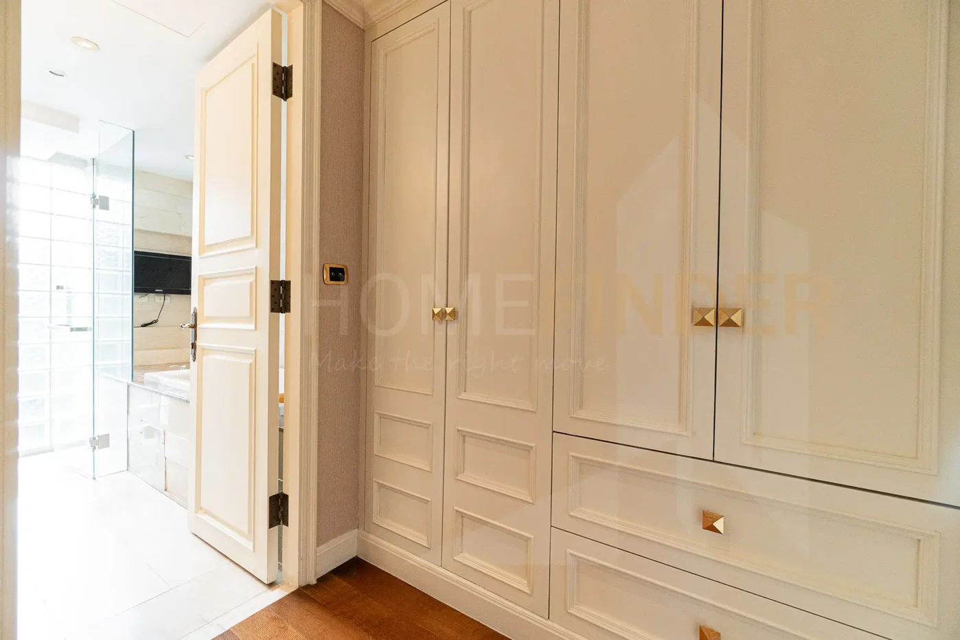 picture L.A.Residence 2 bedrooms, for rent - 12/22