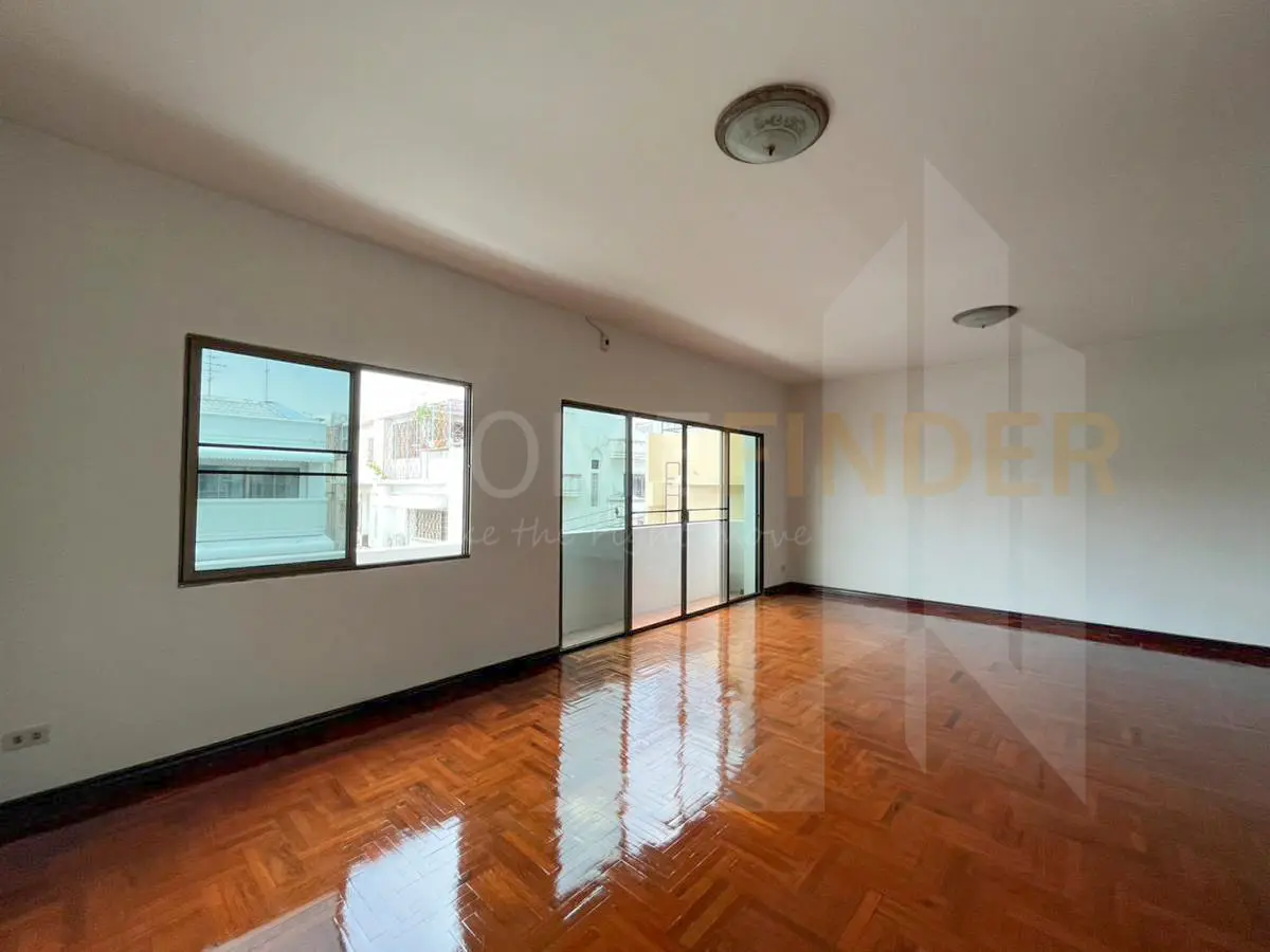 picture House in Sathupradit 4 bedrooms, for rent - 8/8