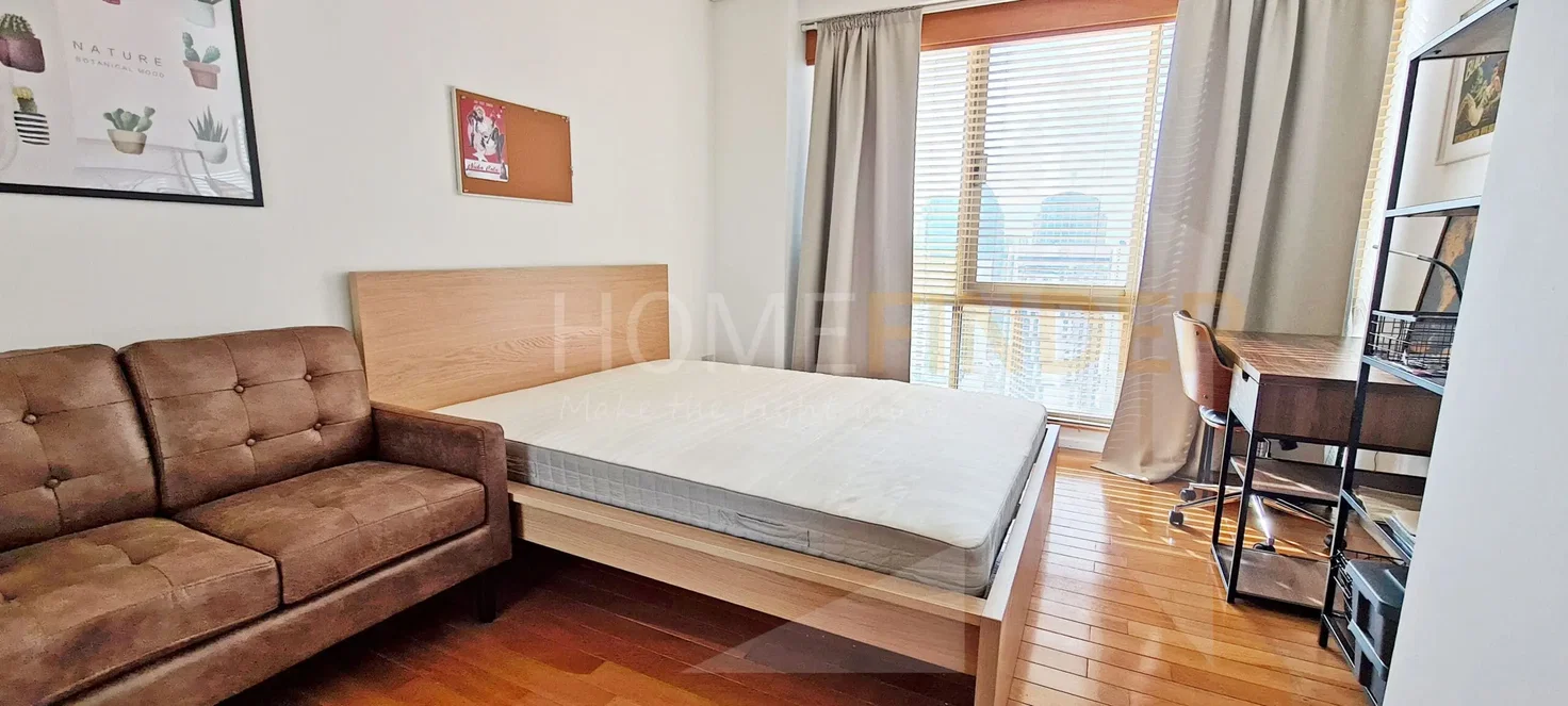 picture The Lakes 2 bedrooms, for rent - 5/8