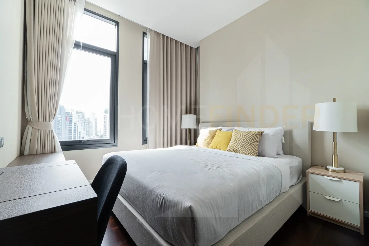 picture The Diplomat 39 2 bedrooms, for rent - 7/12