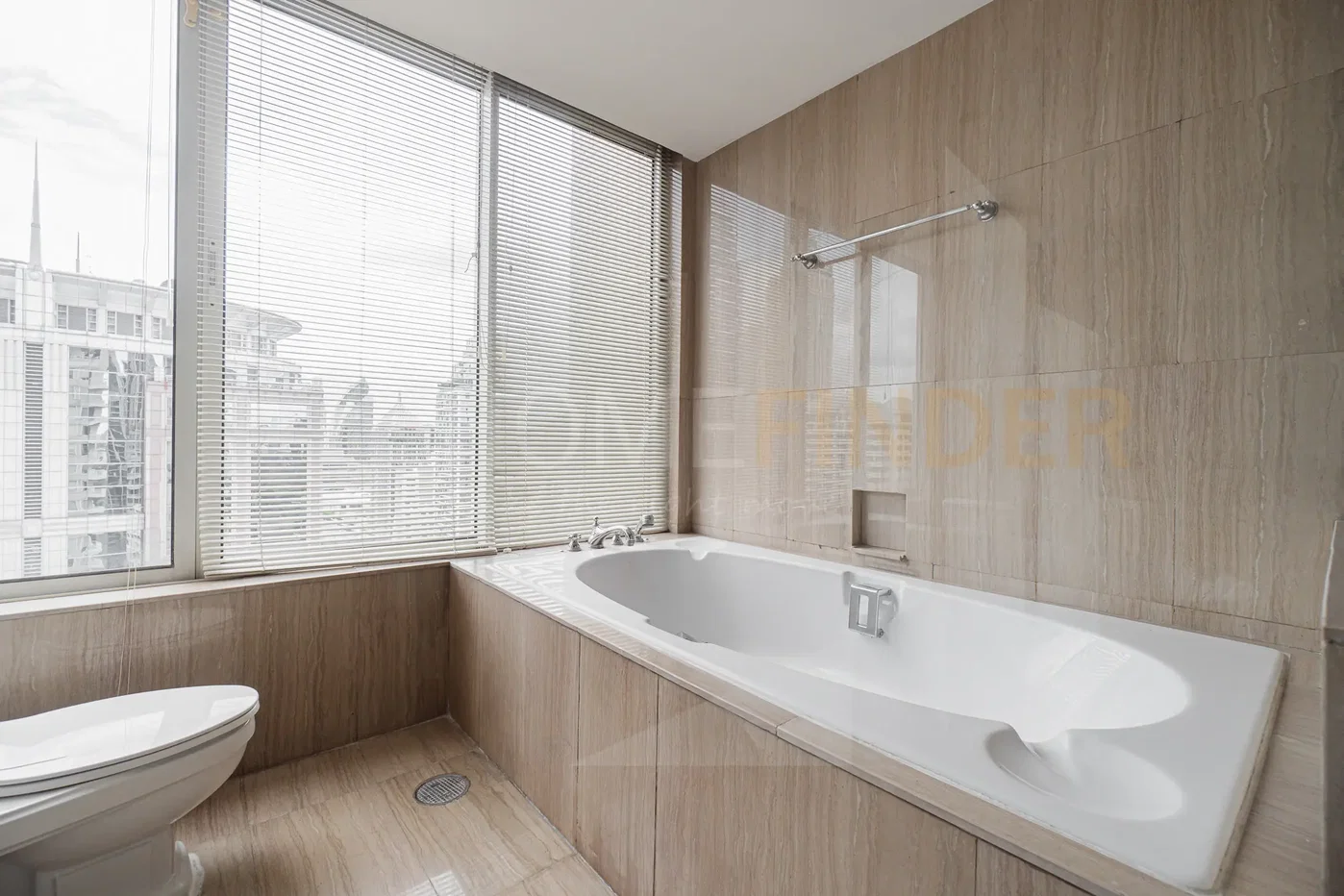 picture Langsuan Ville 3 bedrooms, for rent - 9/10