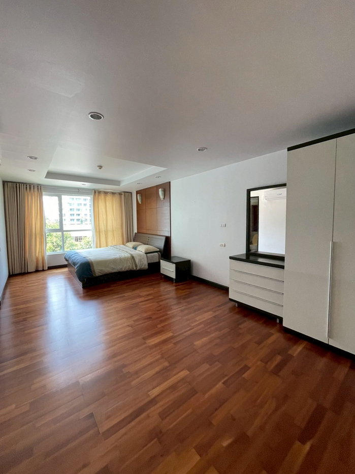 picture The Avenue Sukumvit 61 2 bedrooms, for sale - 8/17