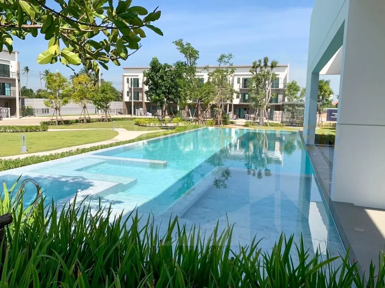 picture Baan Klang Muang Ratchaphruek - Sathorn 3 bedrooms, for rent - 1/8