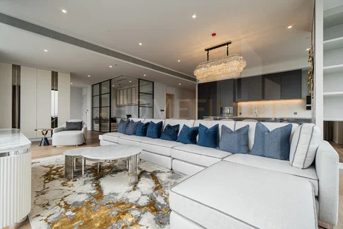 Muniq Langsuan 3 bedrooms, for sale