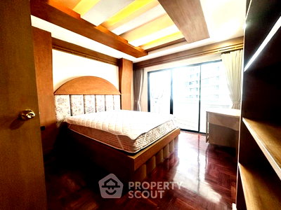 Condos for sale : 33rd-Floor 4-BR 306 Sqm Mahogany Tower Condominium Near MRT Queen Sirikit (ID 3256253)