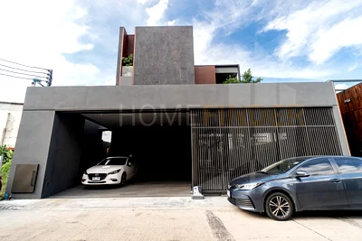 บ้านเดี่ยว ถนนลาดพร้าววังหิน : The Zenith Ekkamai-Ramindhra 5 bedrooms, for sale