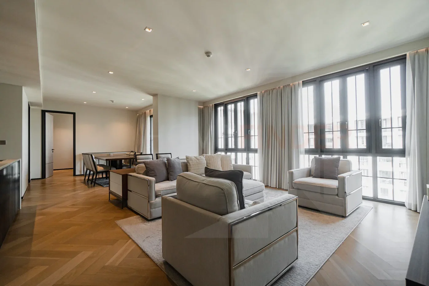รูป The Reserve Sukhumvit 61 2 bedrooms, for rent - รูปที่ 3/13