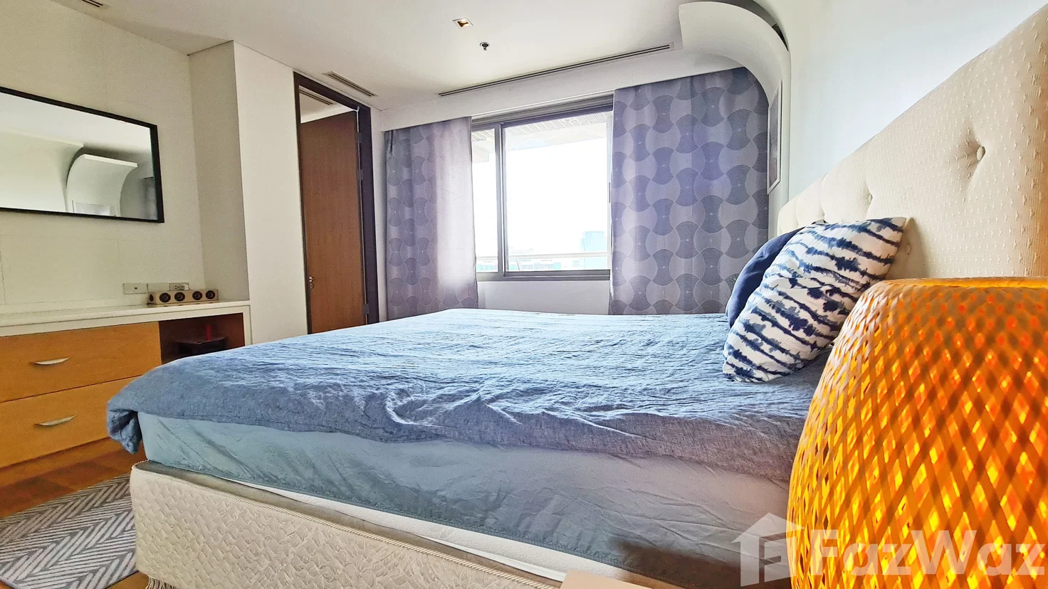 picture Rare 2-bedroom steps away from Asoke BTS available for rent 6739129 - 14/34