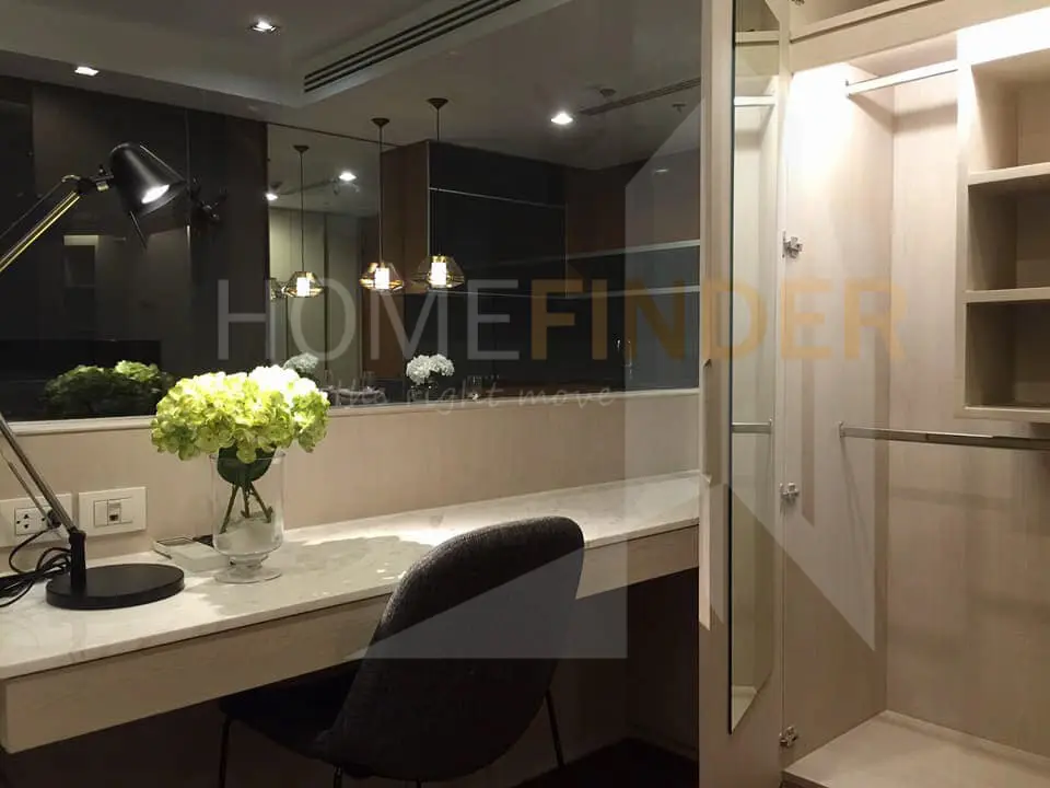 picture Ashton Morph 38 2 bedrooms, for rent - 4/13