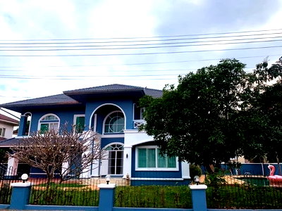 เช่าบ้านเดี่ยว เชียงใหม่ : ให้เช่าพูลวิลล่า หมู่บ้านรีเจ้นท์ ใกล้เซ็นเฟส  Metamall กาดสามแยก สันทราย เข้าเมืองไม่เกิน 15 นาที
