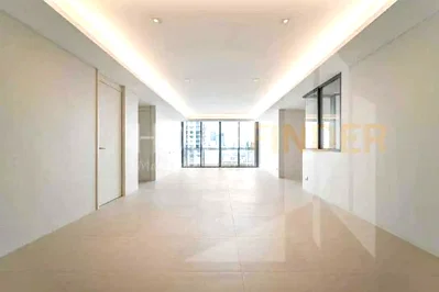 Condos for sale : Circle Sukhumvit 31 3 bedrooms, for sale