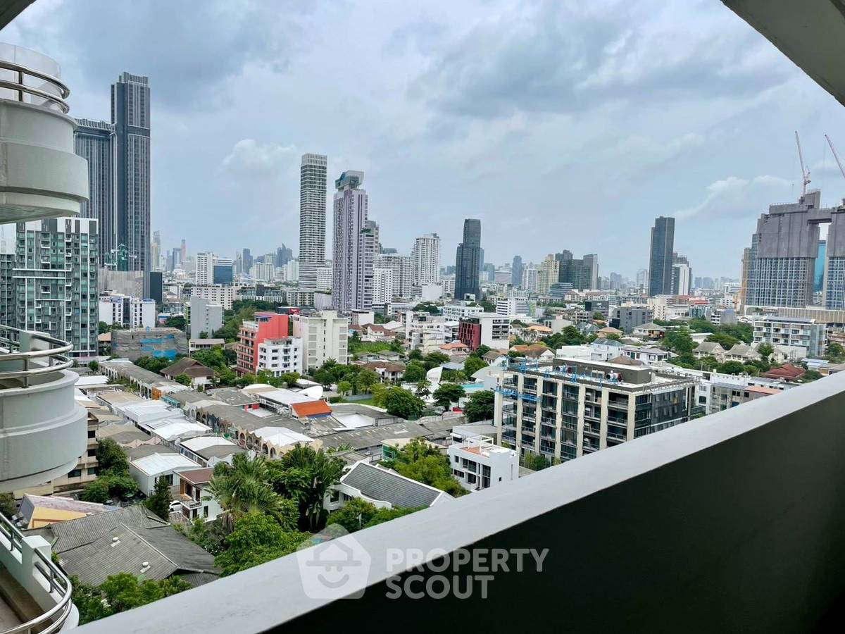 รูป คอนโด 3 ห้องนอน Casa Viva Condominium เลี้ยงสัตว์ได้ ใกล้ BTS เอกมัย (ID 3254819) - รูปที่ 18/18