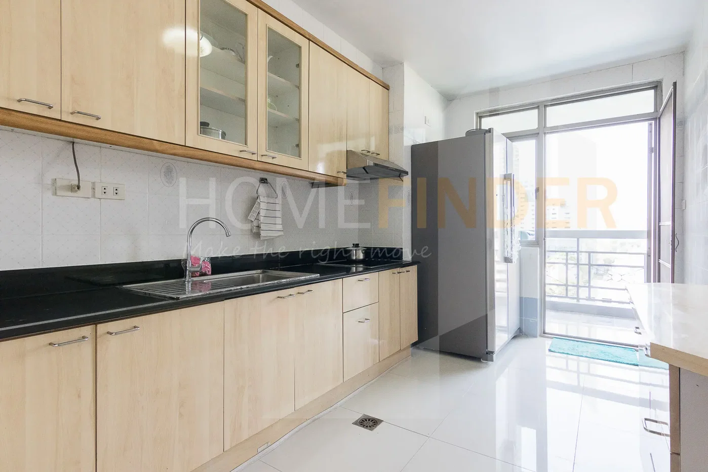 picture Royal Castle 3 bedrooms, for rent - 7/12