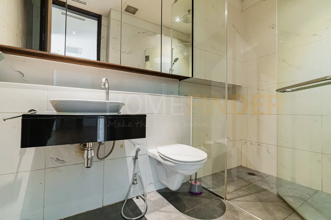 picture The Lakes 2 bedrooms, for rent - 12/13
