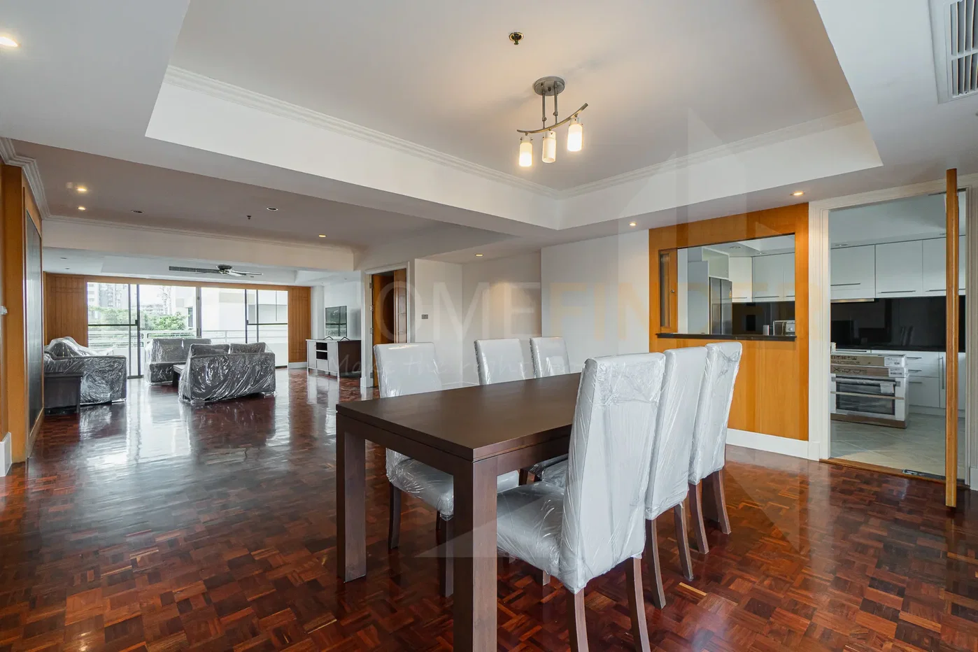 รูป Phirom Garden Residence 3 bedrooms, for rent - รูปที่ 2/10