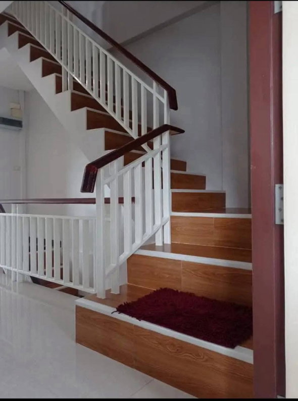 รูป 🏡✨ ให้เช่า ทาวน์โฮม 3 ชั้น หลังริม ลาดพร้าว 101 4 ห้องนอน 3 ห้องน้ำ เนื้อที่ใหญ่ 35 ตร.วา จอดรถ 3 คัน ทำเลลาดพร้าว 101 - รูปที่ 12/20