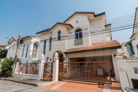 Rasa Spanish Courtyard 3 bedrooms, for sale