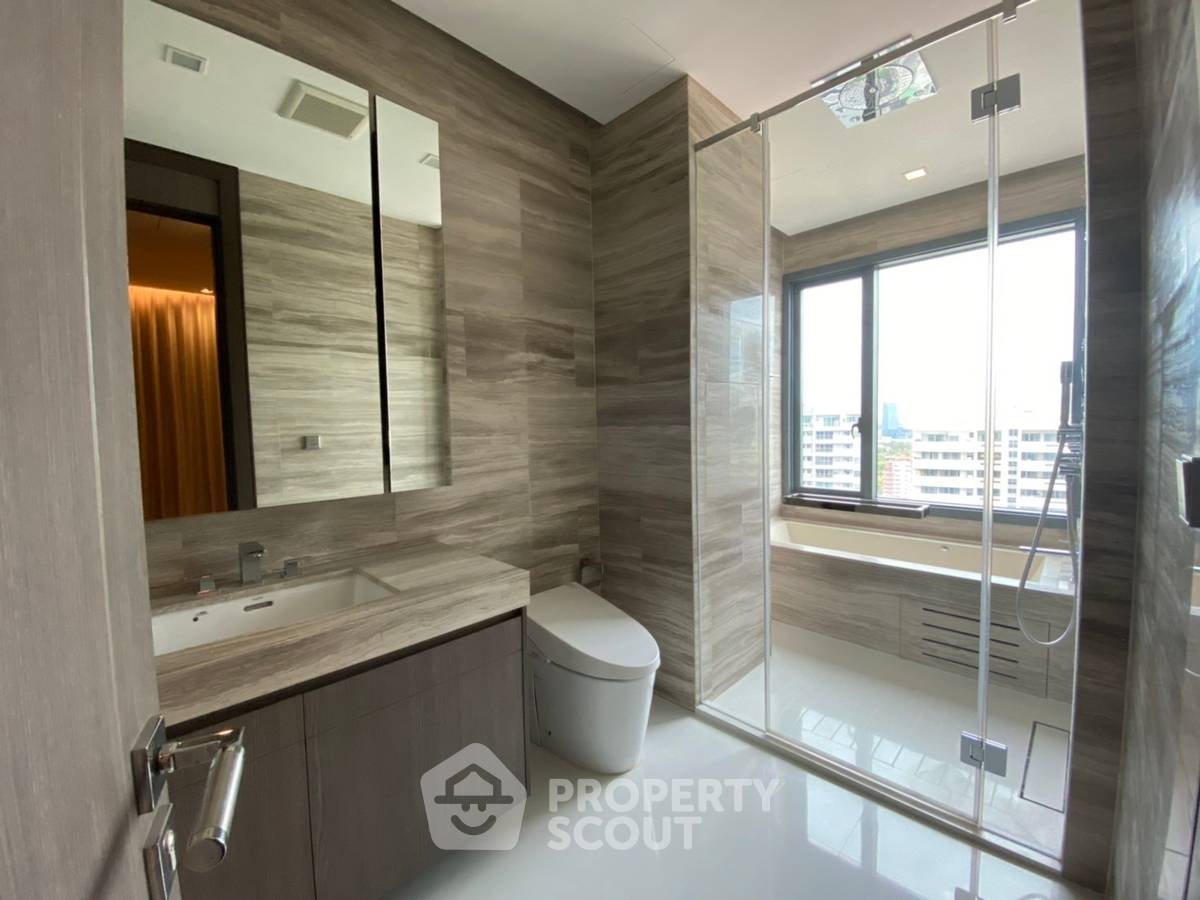 picture 2-BR Condo at Q1 Sukhumvit near BTS Nana (ID 494457) - 6/26