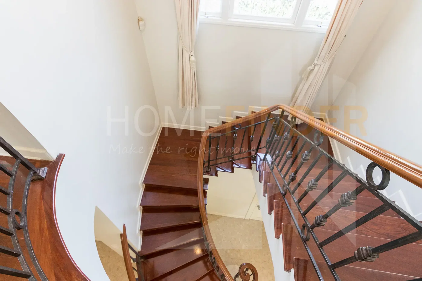 picture Crystal Park Village เลียบด่วน-รามอินทรา 3 bedrooms, for rent - 8/16