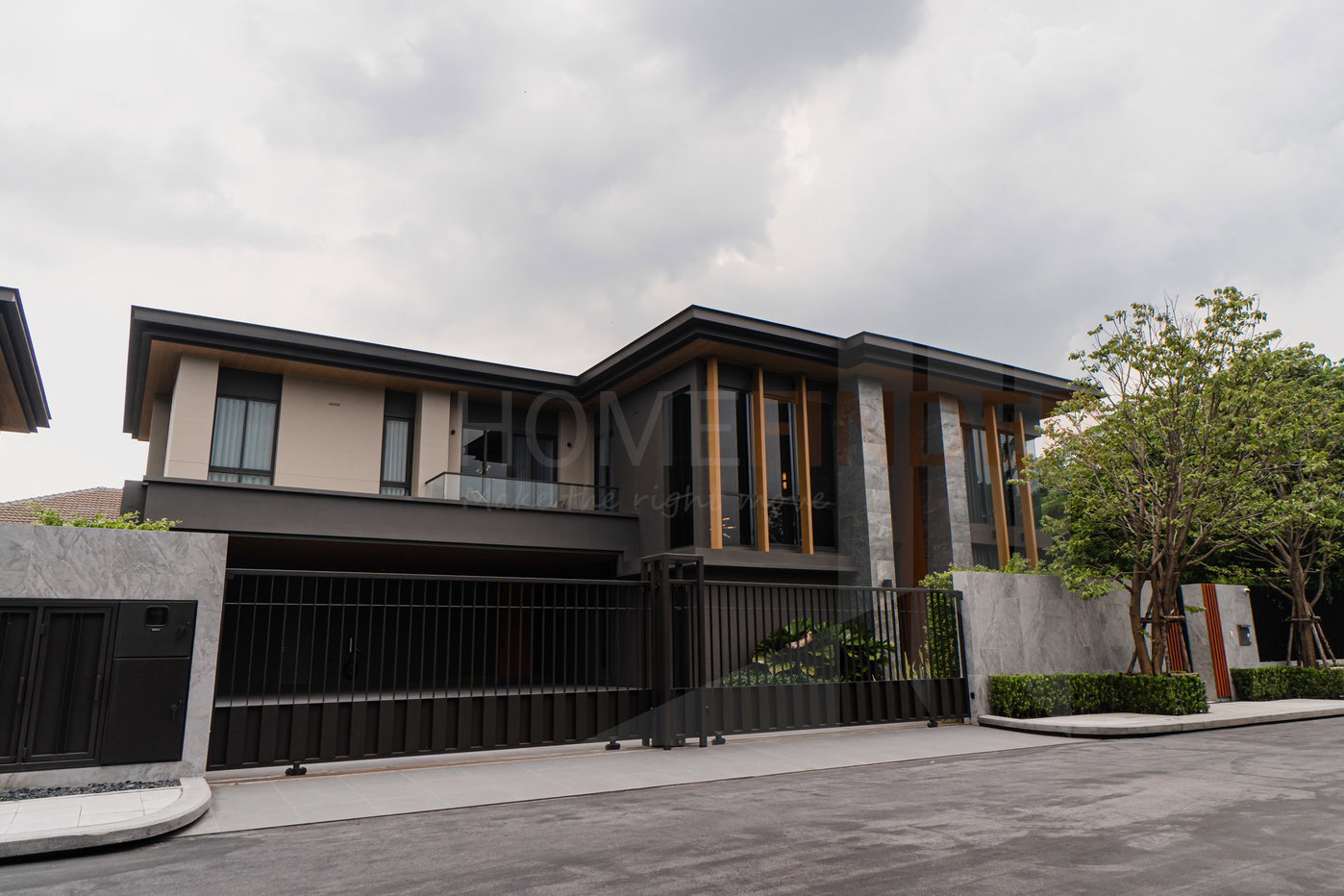 picture Siraninn Residences Pattanakarn 5 bedrooms, for sale - 18/18