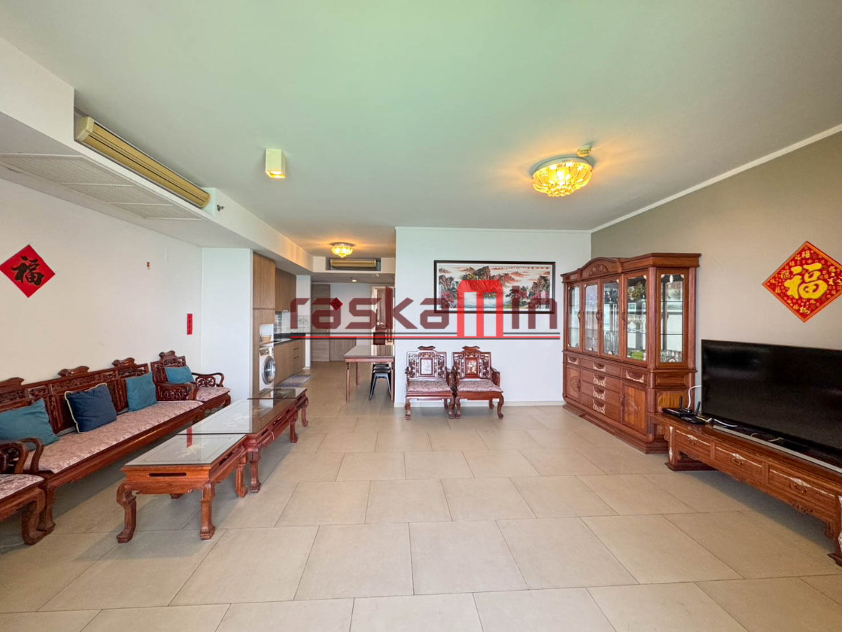 picture High-Floor Sea View Residence | Zire Wongamat Beachfront Condo - 3/16