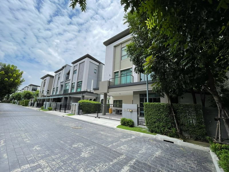 รูป 🧡💚(ขาย) บ้านหรูสุขุมวิท | 3 ชั้น หลังริม Private Zone | 28 ล้านบาท - รูปที่ 19/20