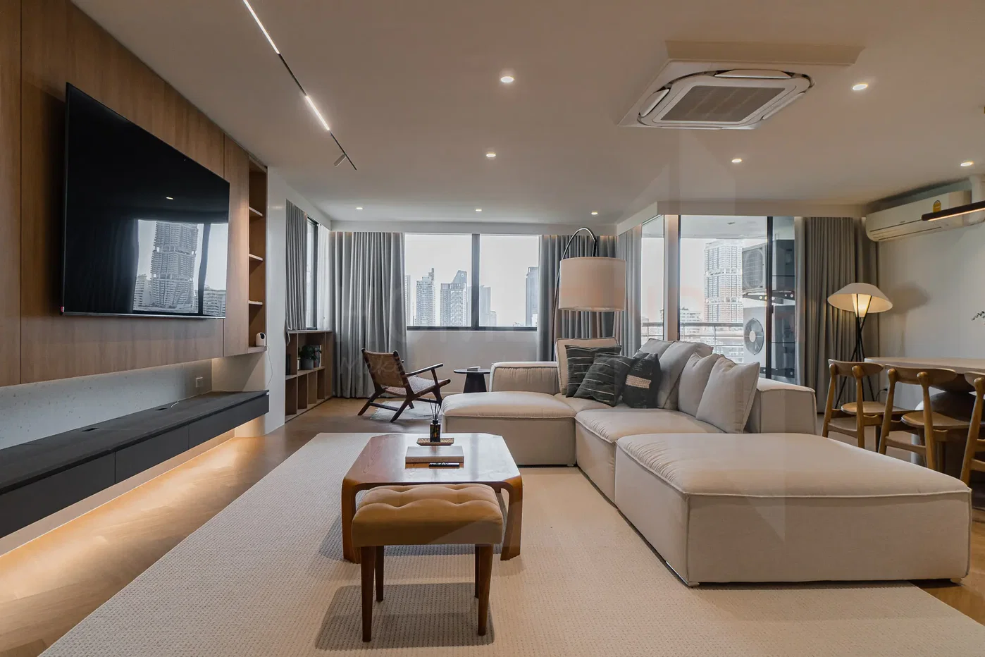 รูป The Habitat Sukhumvit 53 3 bedrooms, for rent - รูปที่ 1/36