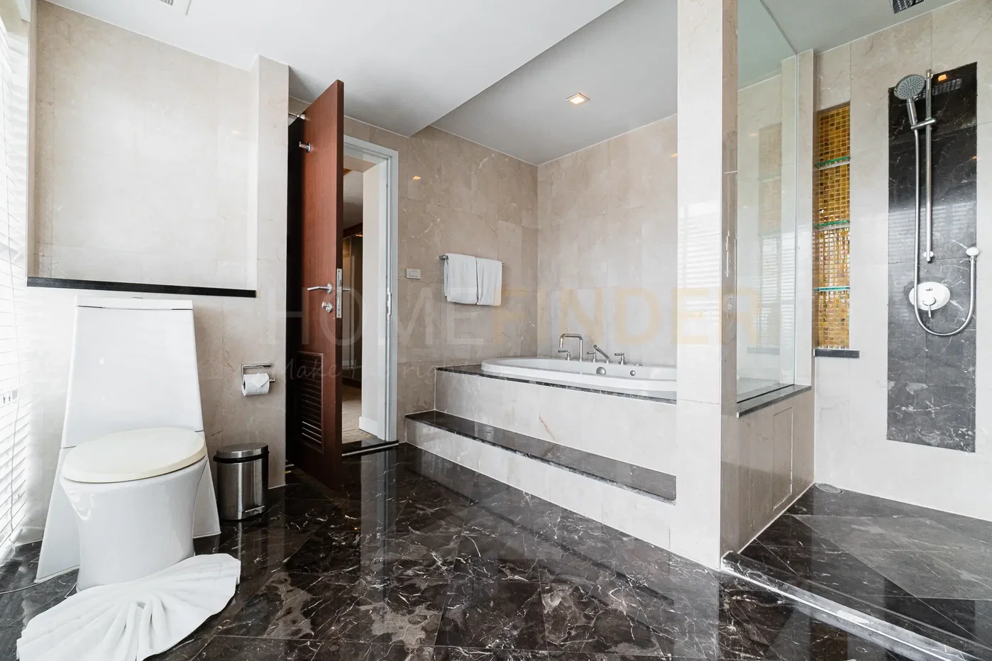 picture Urbana Langsuan (Penthouse) 3 bedrooms, for rent - 8/12