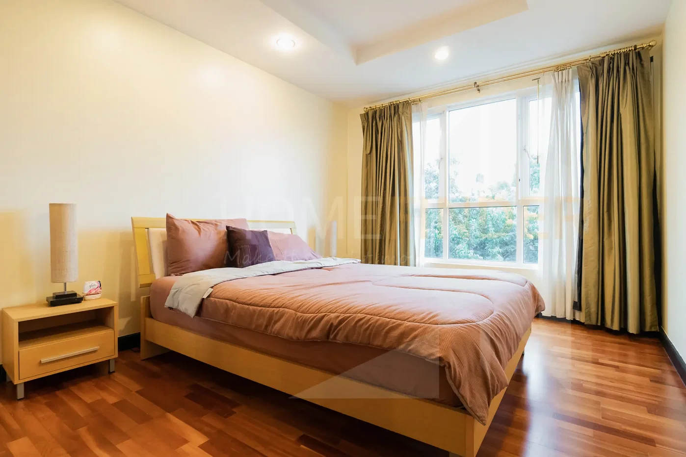 picture Avenue 61 condominium 2 bedrooms, for rent - 9/18