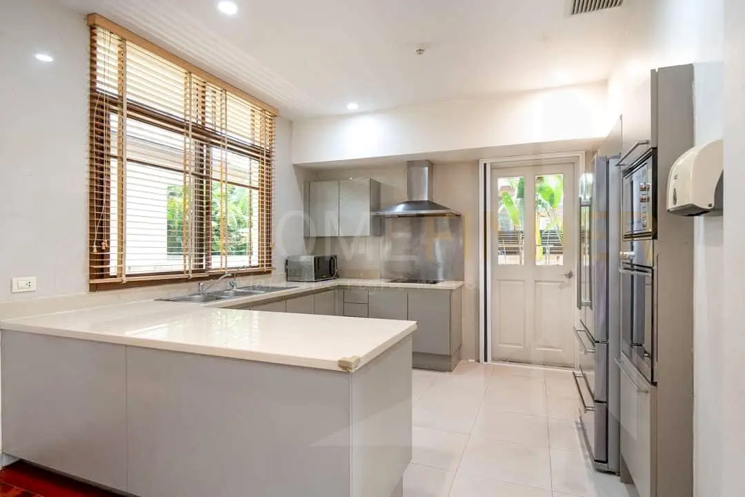 picture Super Luxury house Prime Sukhumvit 67 1 bedroom, for rent - 7/15