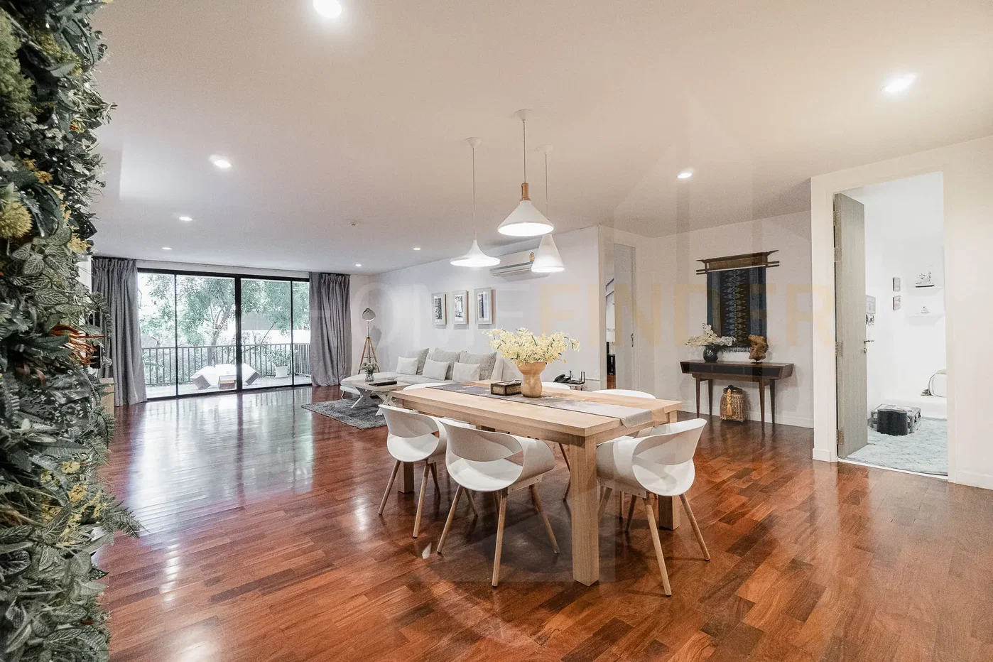picture Benviar Tonson Residence 3 bedrooms, for rent - 2/13