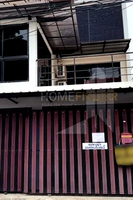 เช่าทาวน์โฮม สวนเบญจสิริ : Townhouse in Ekkamai 3 bedrooms, for rent