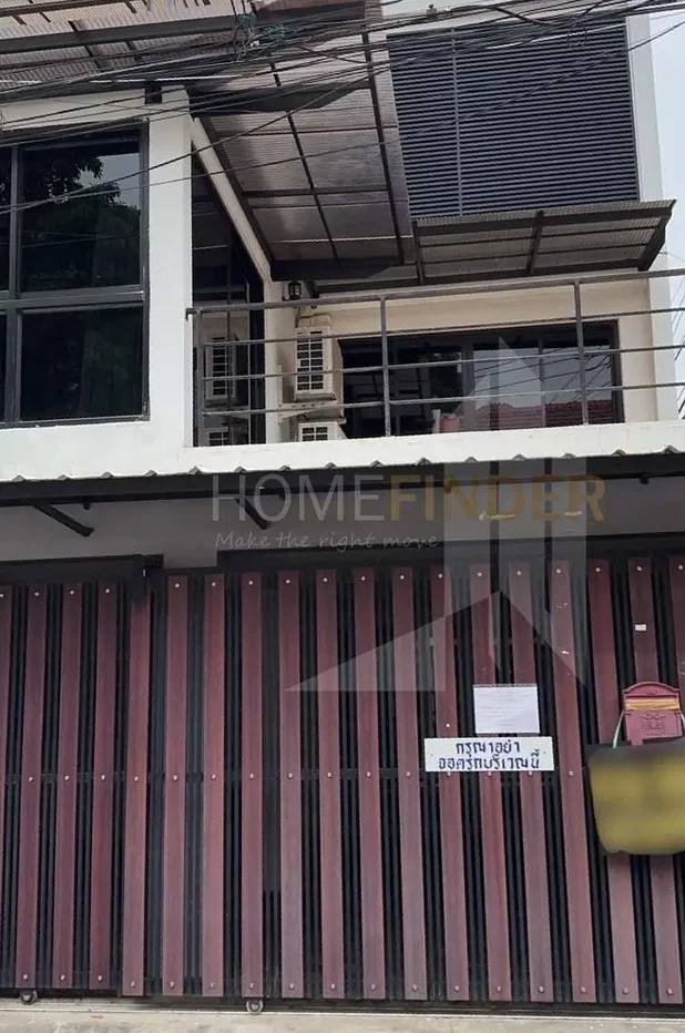 รูป Townhouse in Ekkamai 3 bedrooms, for rent - รูปที่ 1/8