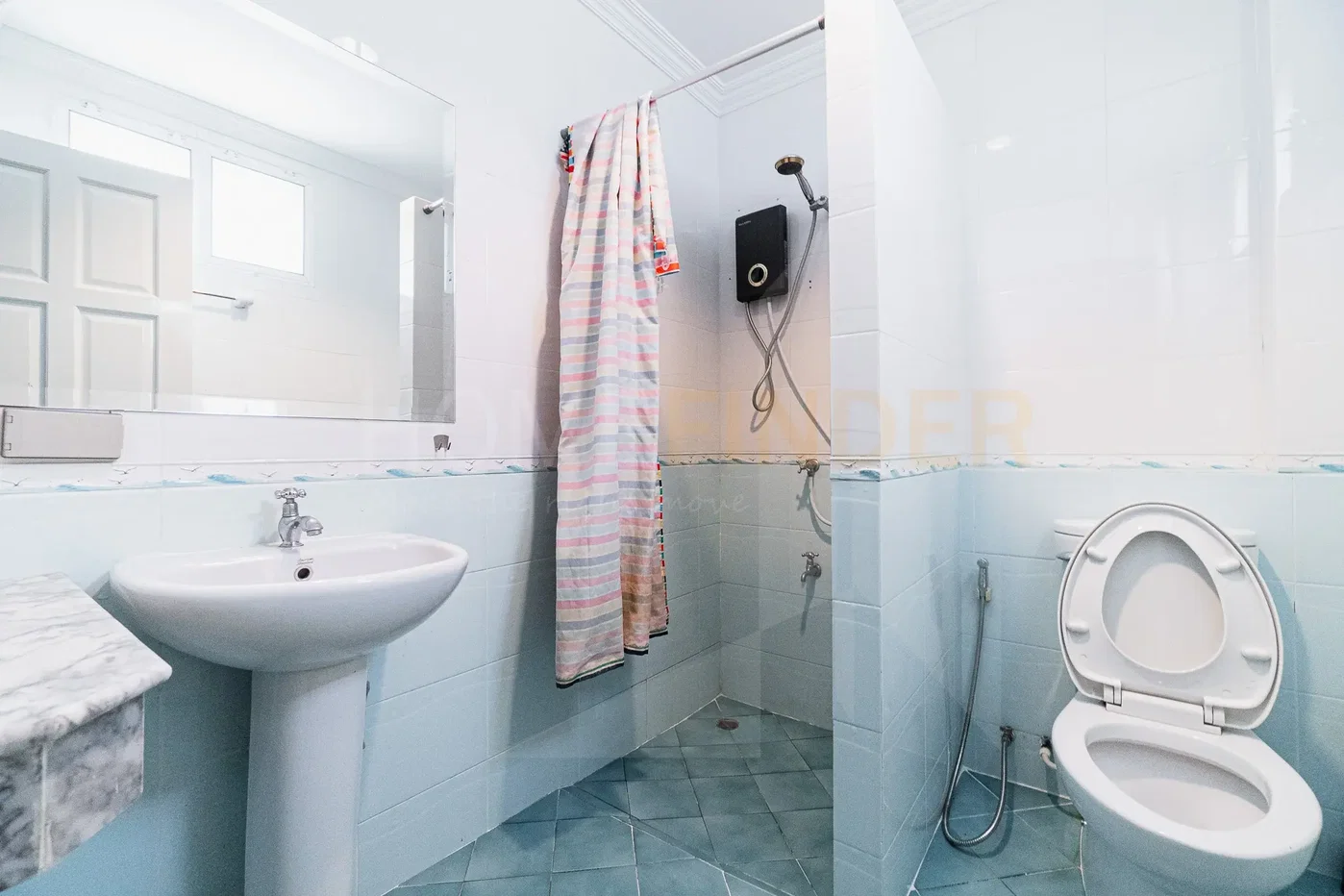 picture Fantasia Villa 2 4 bedrooms, for rent - 8/16