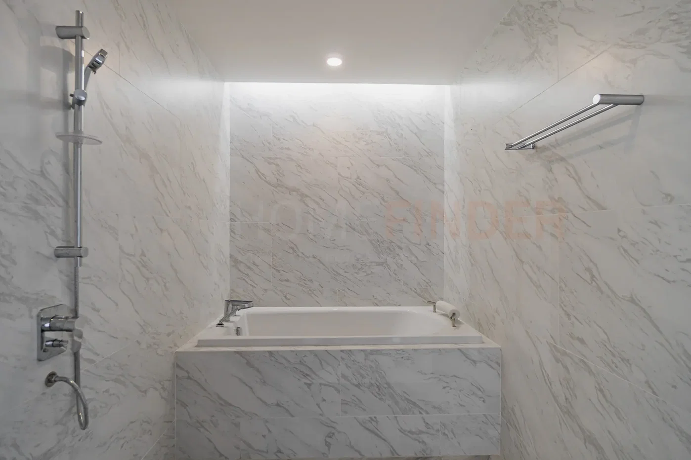 picture The Pillar 2 bedrooms, for sale - 13/15