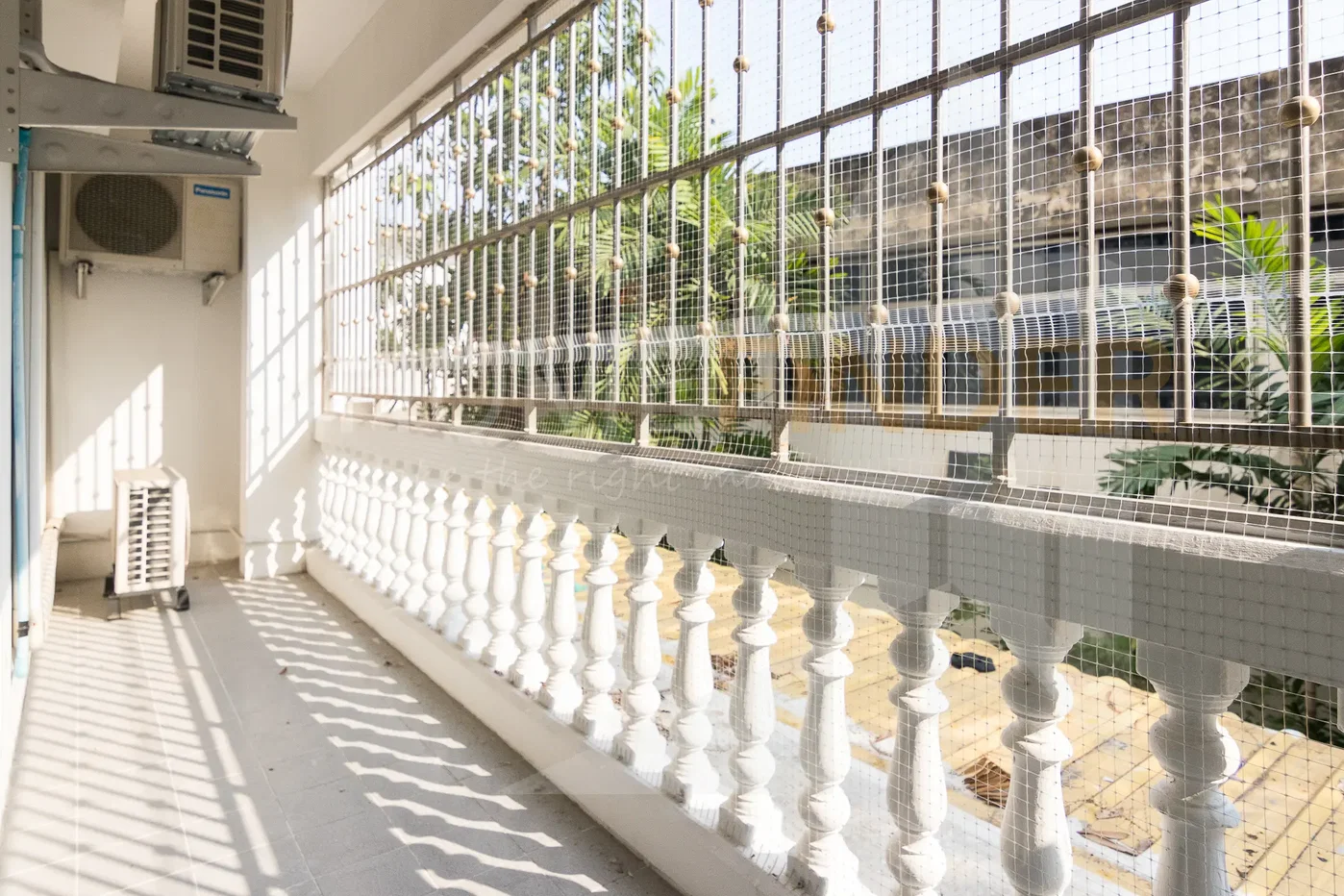picture Royal Castle 3 bedrooms, for rent - 12/13