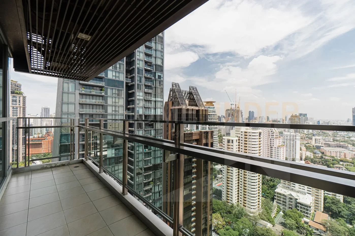 picture The Madison 4 bedrooms, for rent - 16/18