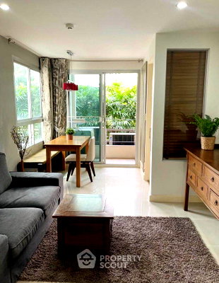 Condos for rent : 1-BR Condo at The Clover Thonglor Residence near BTS Thong Lor (ID 825082)