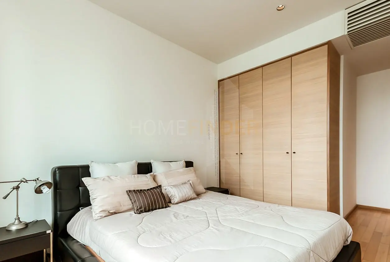 picture The Empire Place 2 bedrooms, for rent - 5/6