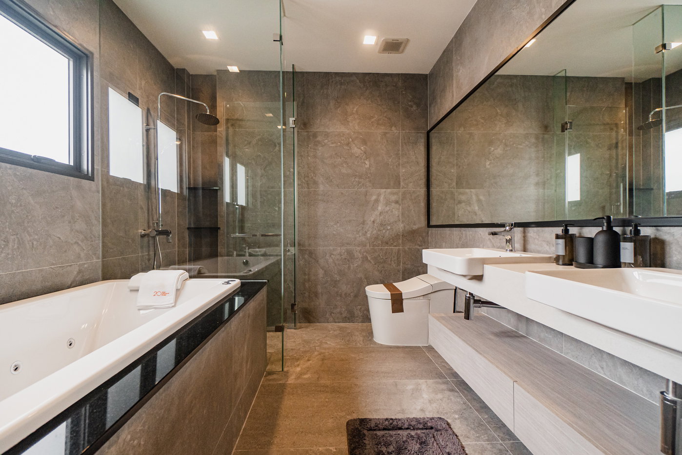 picture Bangkok Boulevard Signature Pinklao - Borom 4 bedrooms, for sale - 17/19