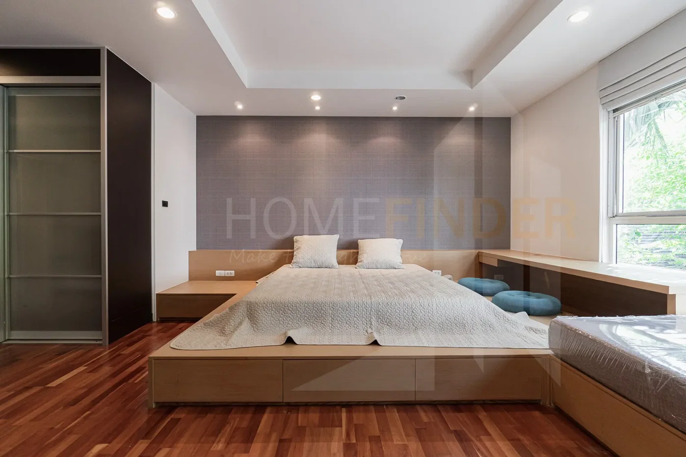 picture Avenue 61 2 bedrooms, for rent - 6/8