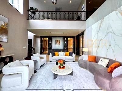 Houses for rent Bangkok : House Rama 9 - Krungthep Kreetha 5 bedrooms, for rent