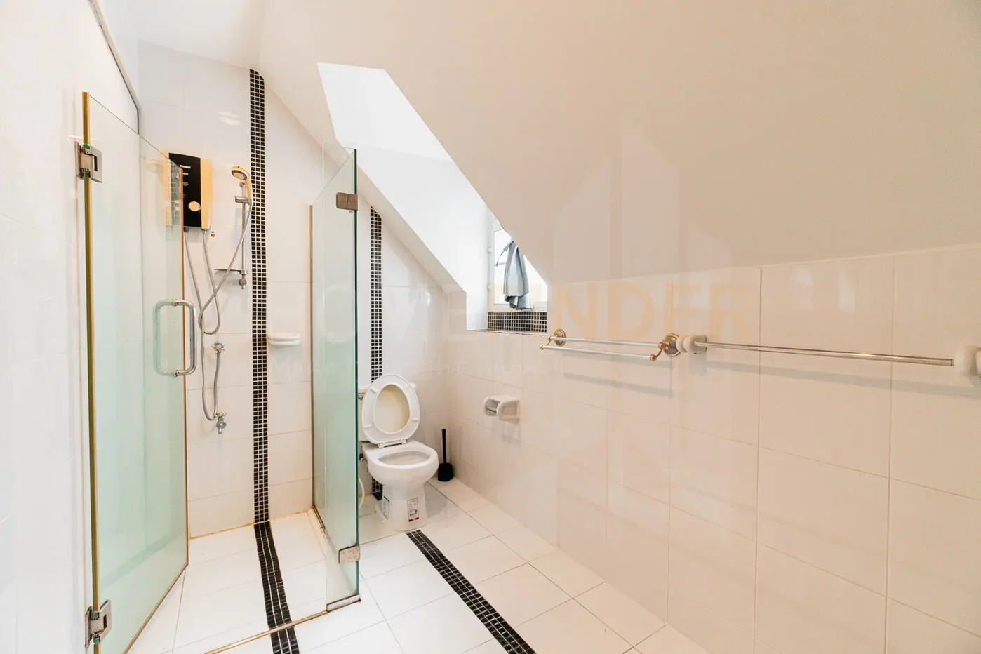 picture Fantasia Villa 2 4 bedrooms, for rent - 7/16